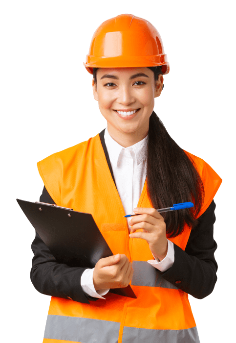 Mulher com uniforme de segurança do trabalho segurando uma prancheta. mulher, indústria de engenharia de construção, asiática sorridente, capacete de segurança, visita a área de construção, inspeção, prancheta, segurança do trabalho, e-social, esocial, segurança, saúde ocupacional.